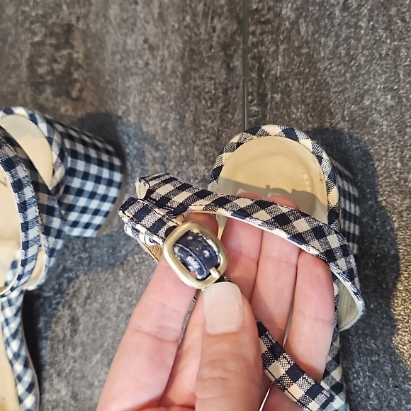 ⭐️M Gemi navy off white checked bow chunky heel sandals - Picture 11 of 11